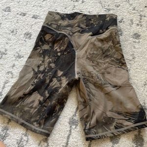 Balance, Athletica, vitality, brown biker shorts